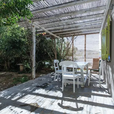 Amazing 1-bedroom House In Tinos Agios Sostis (Tinos)